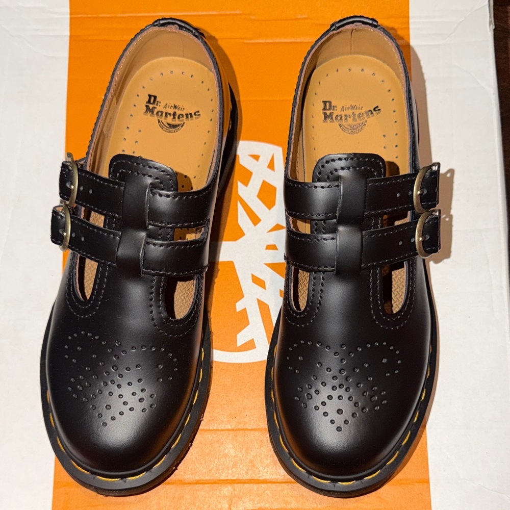 Dr. Martens Mary Jane flat NOBOX
